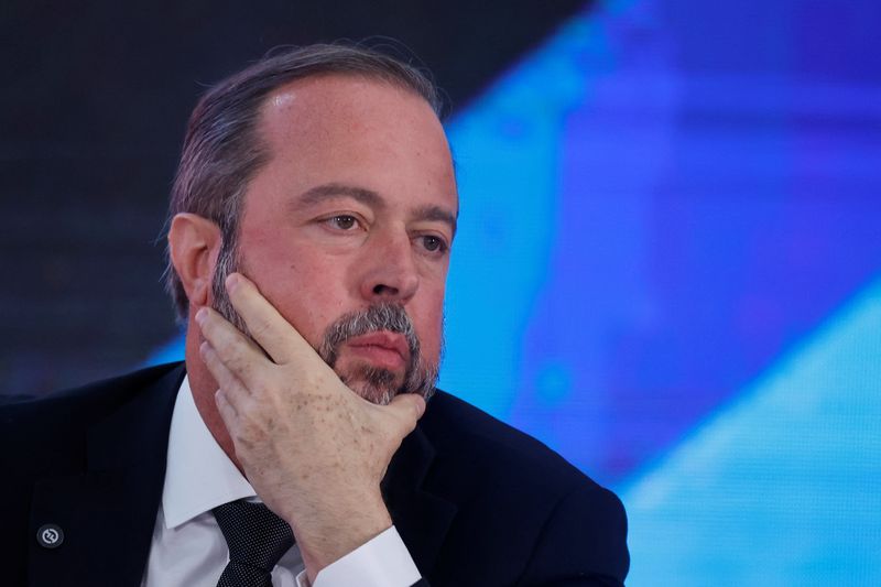 &copy; Reuters. Ministro Silveiran25/10/2024nREUTERS/Adriano Machado