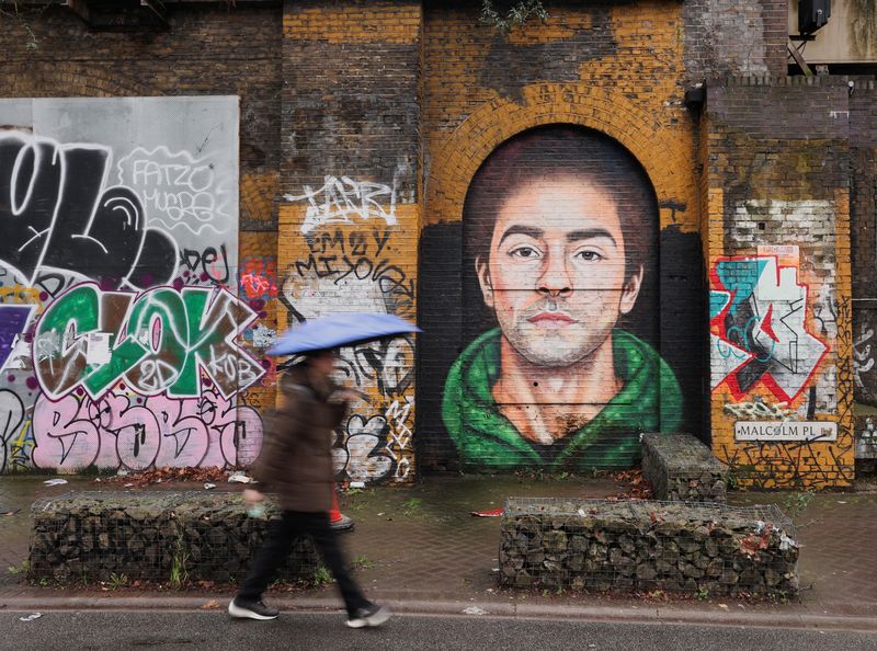 Luigi Mangione, accused of US CEO murder, depicted in London mural