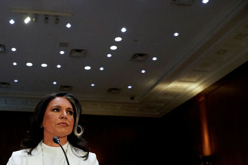 &copy; Reuters. Diretora de Inteligência Nacional dos Estados Unidos, Tulsi Gabbardn30/01/2025nREUTERS/Nathan Howard