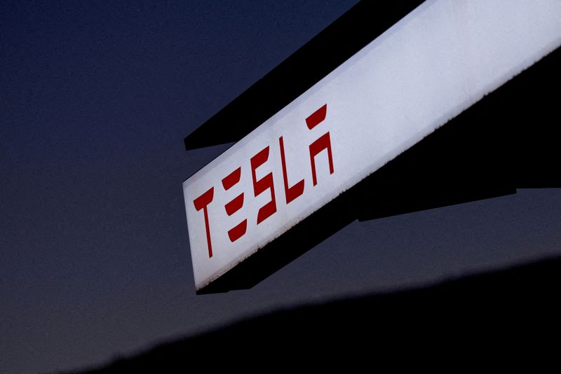 US union chief calls on fund managers to review Tesla valuation