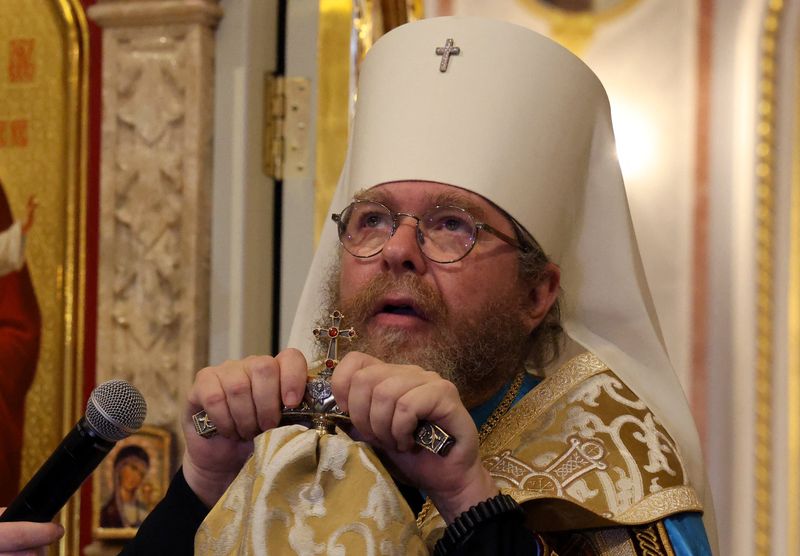 &copy; Reuters. Tikhon Shevkunov na catedral de Simferopol, Crimeian 21/10/2023   REUTERS/Alexey Pavlishak