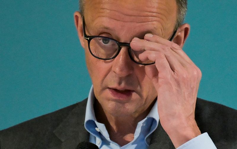 &copy; Reuters. Futuro chanceler alemão Friedrich Merzn28/02/2025nREUTERS/Fabian Bimmer