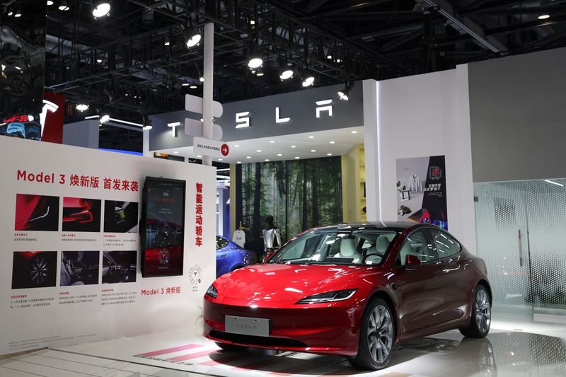 Tesla offers $1,100 insurance subsidy for Model 3 purchases in China