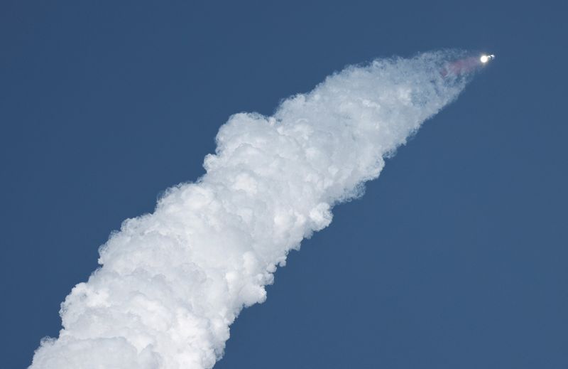 FAA says SpaceX Starship explosion disrupted nearly 240 flights