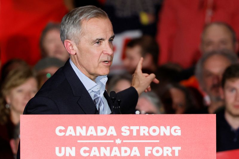&copy; Reuters. O primeiro-ministro do Canadá, Mark Carney, em Kitchener, Ontário, Canadán26/03/2025nREUTERS/Blair Gable