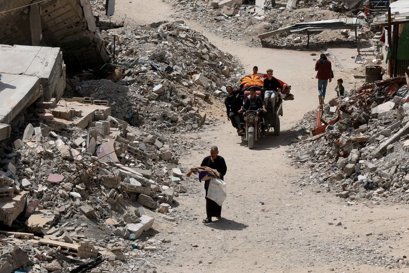 Hundreds of thousands flee as Israel seizes Rafah in new Gaza 'security zone'