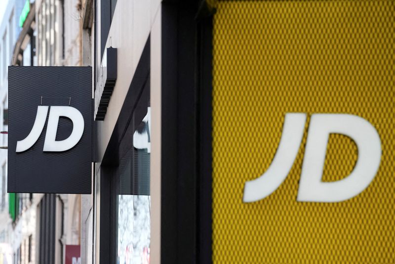 &copy; Reuters. FILE PHOTO: A branch of JD Sports is seen on a high street in London, Britain April 4, 2025. REUTERS/Maja Smiejkowska/File Photo