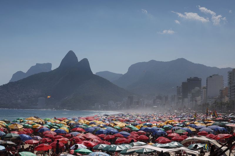 &copy; Reuters. Praia de Ipanema, Rio de Janeiron16/02/2025. REUTERS/Pilar Olivares