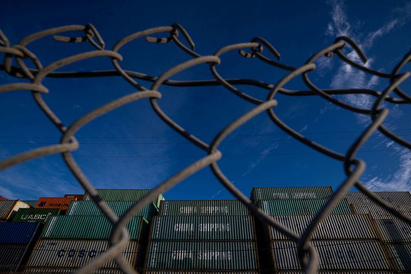 &copy; Reuters. Porto de Oakland, EUAn10/04/2025. REUTERS/Carlos Barria