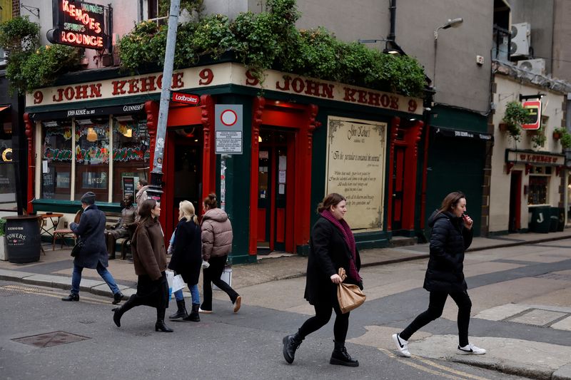 Irish retail sales rose 1.1% on a monthly basis in April