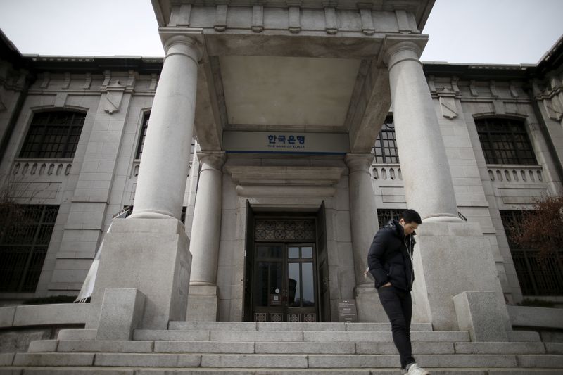 Bank of Korea sees auto, steel, chip exports falling when tariffs hit