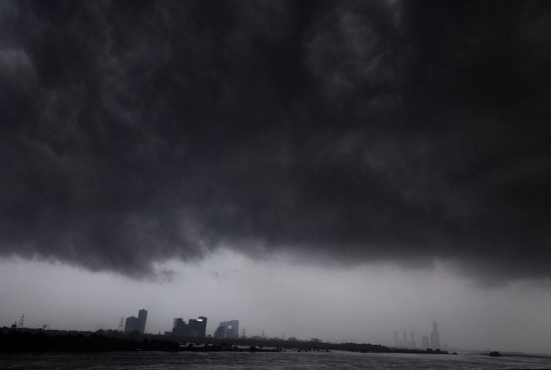 &copy; Reuters. Nuvens de monção em Nova Délhi