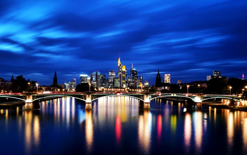 &copy; Reuters. Vista de Frankfurt, Alemanhan01/10/2021.  REUTERS/Kai Pfaffenbach/File Photo