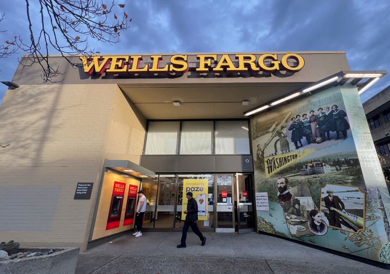 Wells Fargo CEO goes from fixer to builder as regulators lift punishments