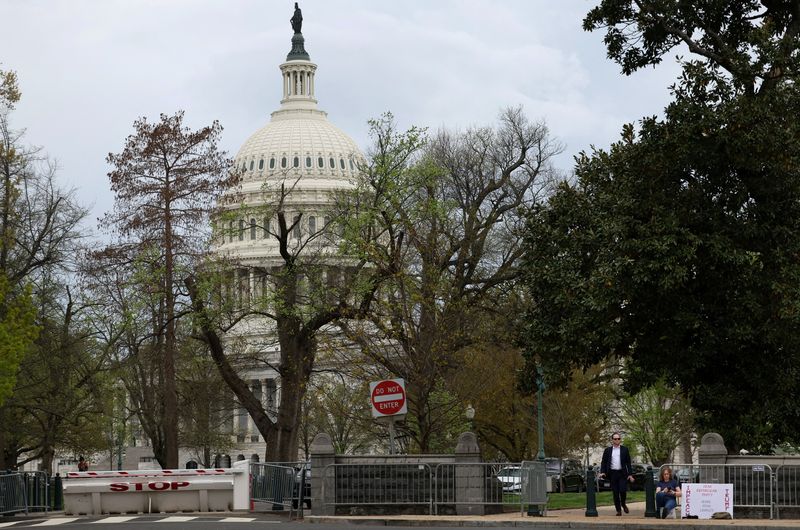 US Congress budget office sees economic output falling from Trump tariffs