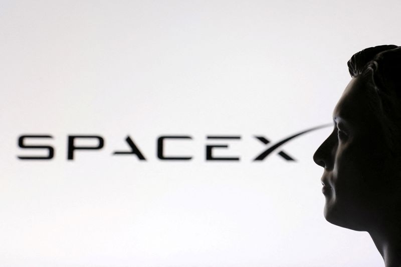 SpaceX will not decommission Dragon, Musk says