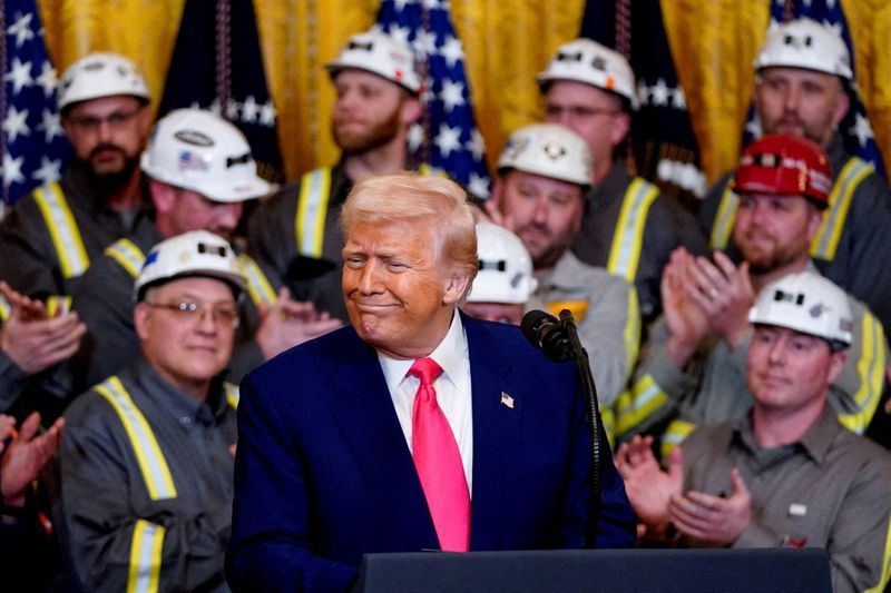Trump administration approves coal mine expansion to boost Asia exports