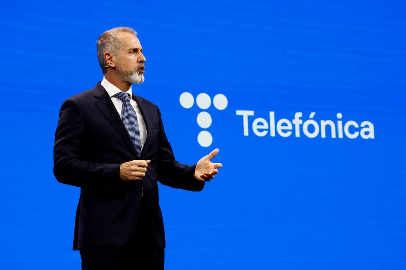 Telefonica looks to M&A to give European telecoms broader vision