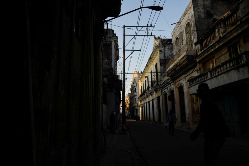Cuba’s electrical grid collapses, national power company says