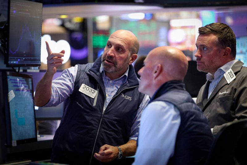 Trading Day: Inflation cools, Oracle on fire