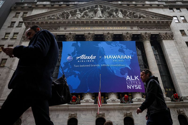 Hawaiian Airlines Announces CEO Transition