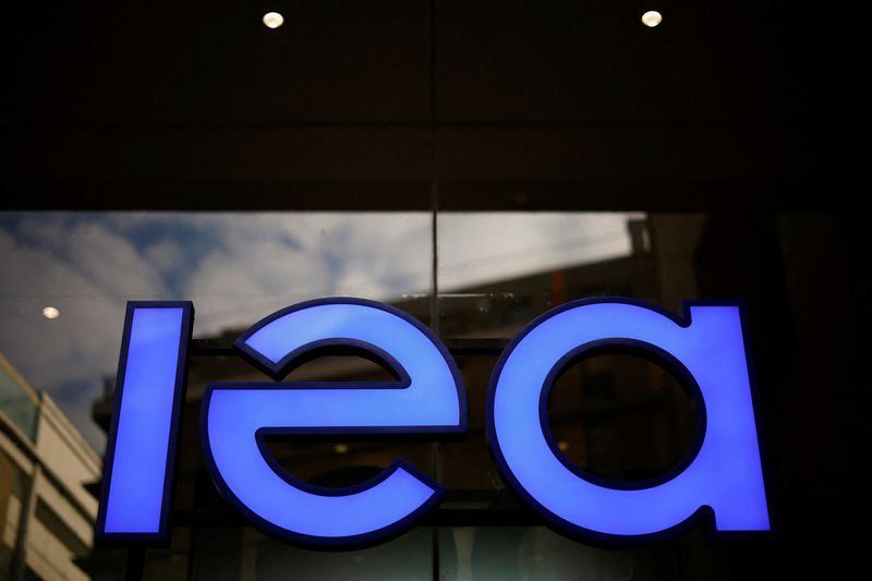 World oil market to see higher surplus after OPEC+ hike, IEA says