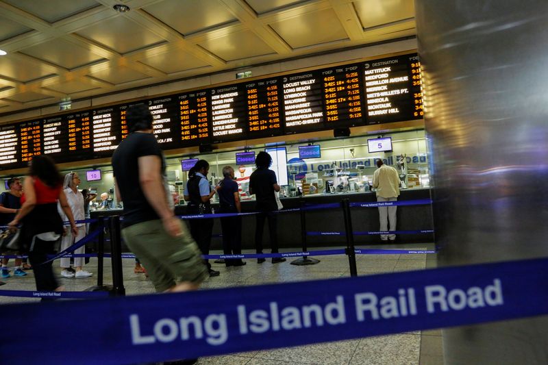 Unions back off threat to launch strike against New York rail agency