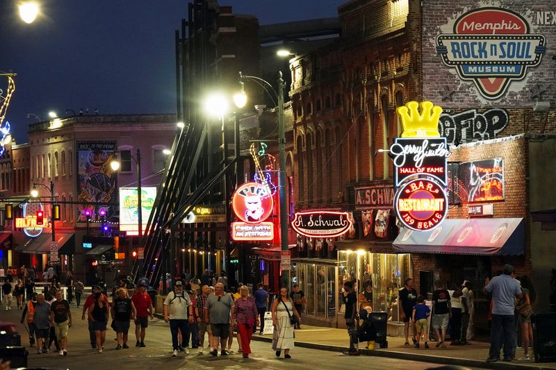 Trump targets Memphis in law enforcement surge, eyes Chicago next