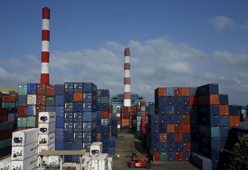 Singapore's exports fall 11.3% y/y in August, much weaker than forecast