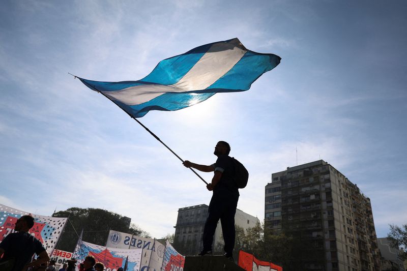 Argentines march to demand increased education, healthcare funding