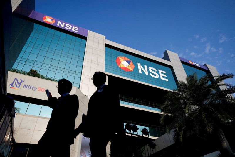 Indian IT stocks slide on US visa crackdown