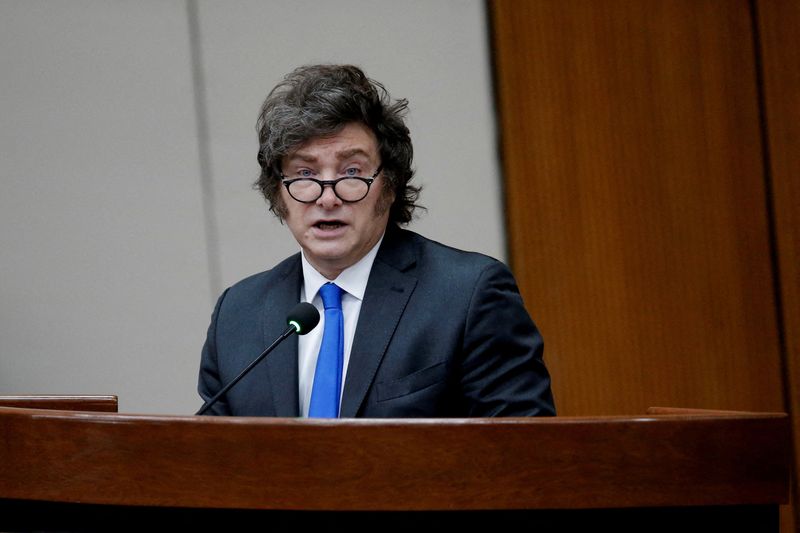 Analysis-US Treasury’s support for Argentina gives peso, Milei friendly leg-up, for now