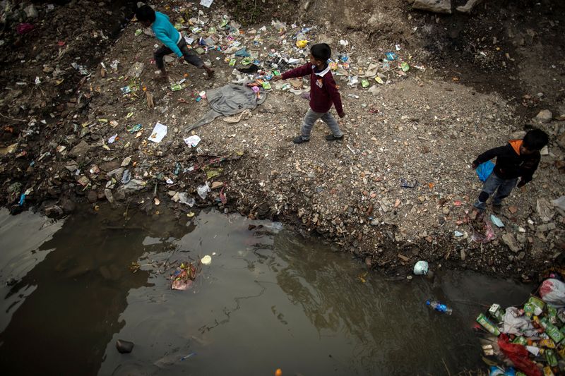 Pakistan’s poverty reduction reversed by economic shocks, weak reforms, World Bank says
