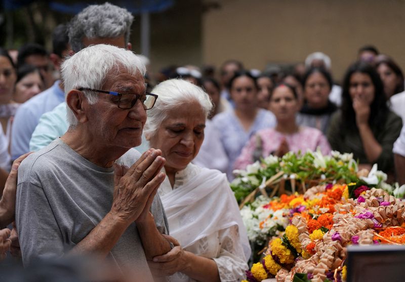 Air India crash: Grieving father of captain says investigators insinuated son cut fuel