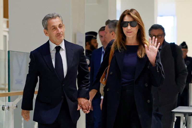 &copy; Reuters.