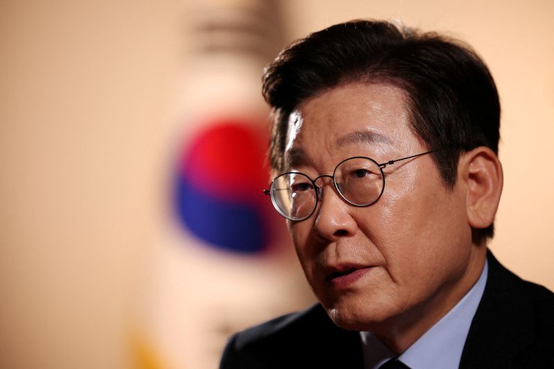 South Korea plans around-the-clock FX trade, US talks hit won