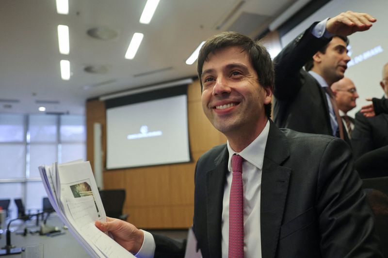 Guillen diz ver pouca incerteza em transição para novos diretores do BC