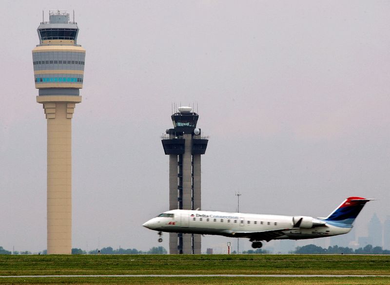 ’NextGen’ US air traffic reform effort faces delays, rising costs