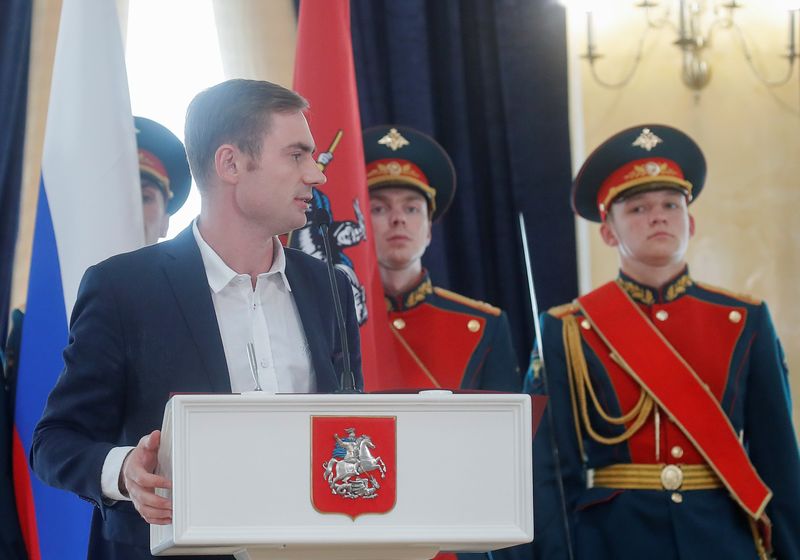 Russian politician who called for Ukraine ceasefire is charged with telling lies about the army