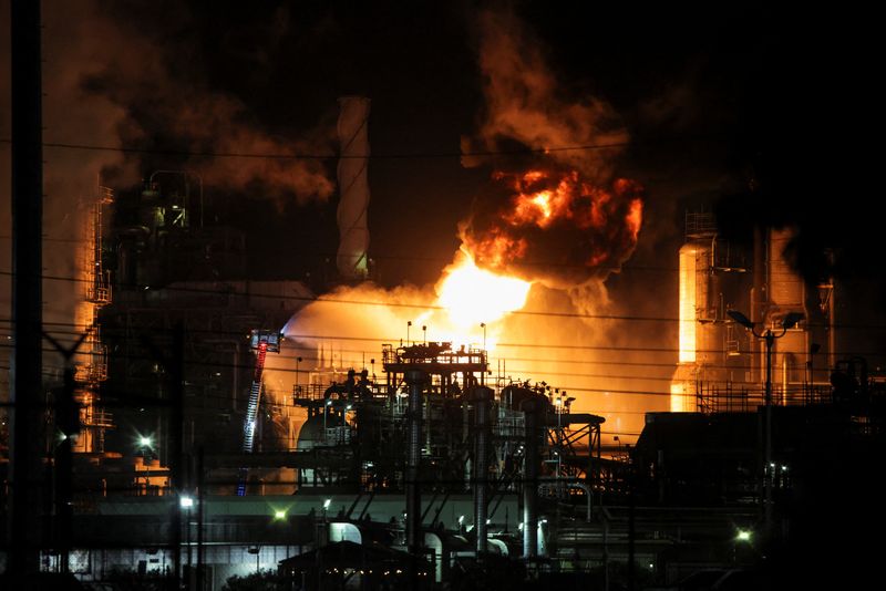Fire breaks out at Chevron’s El Segundo refinery in Los Angeles