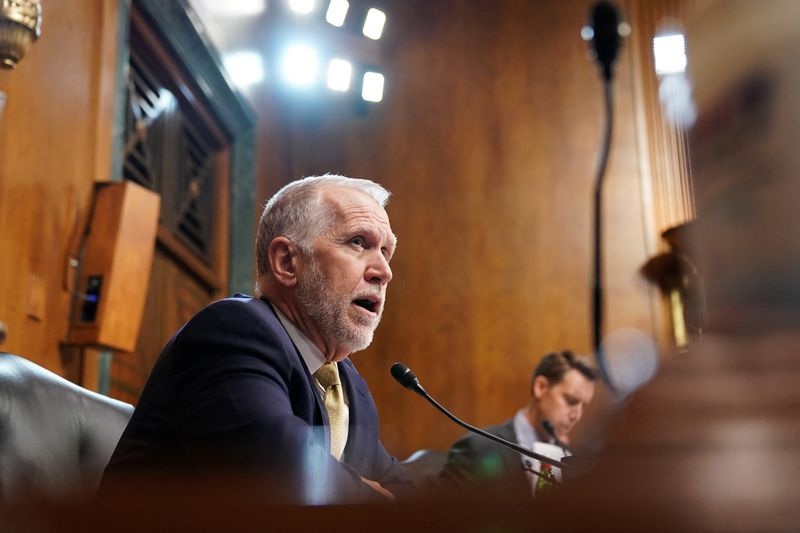 Centrist Republicans warn against Trump’s partisan shutdown strategy