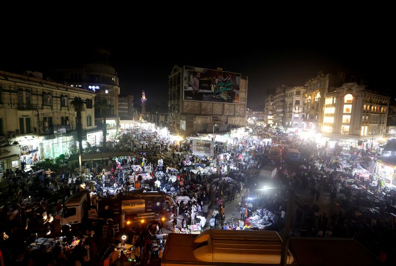 Egypt's non-oil private sector contracts modestly in September, PMI shows