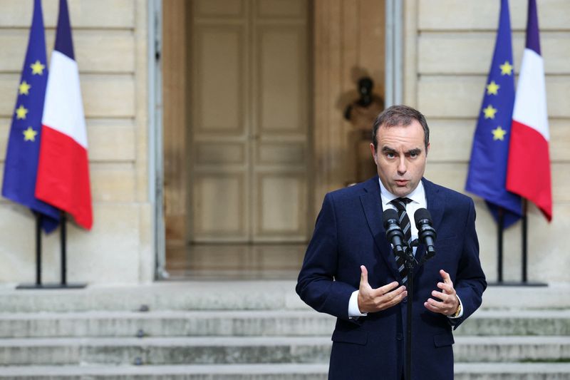 Reactions to the resignation of France’s one-day old government