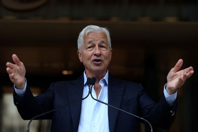 JPMorgan’s Dimon backs easing of quarterly earnings requirement, Bloomberg News reports