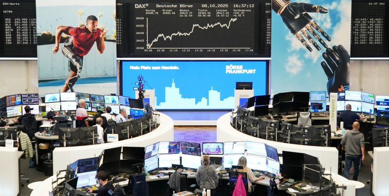European shares set for third straight weekly gain with focus on France