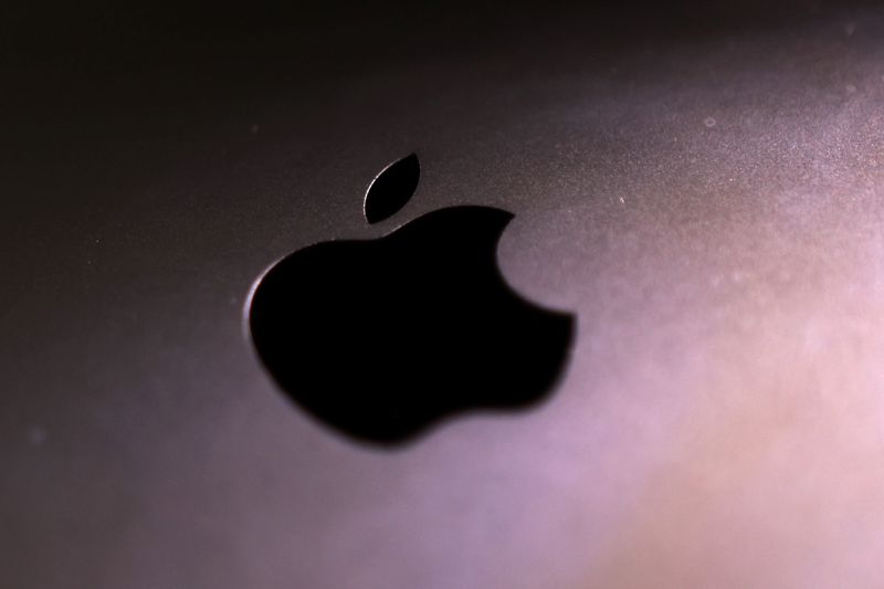 Another Apple exec leaves for Meta as AI talent war heats up, Bloomberg News reports