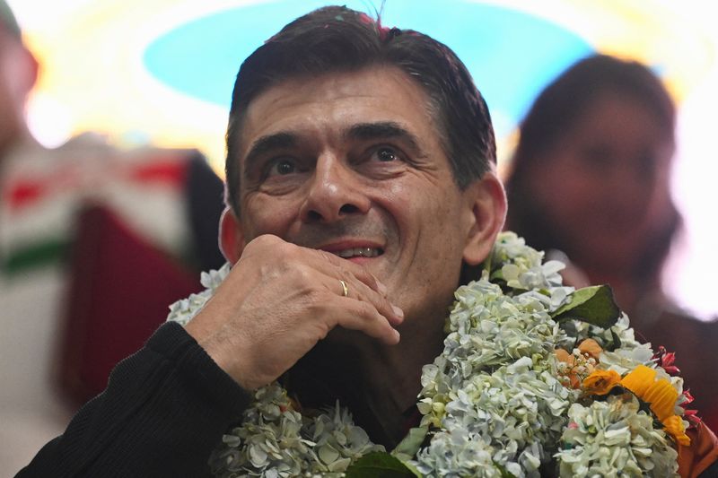 &copy; Reuters.