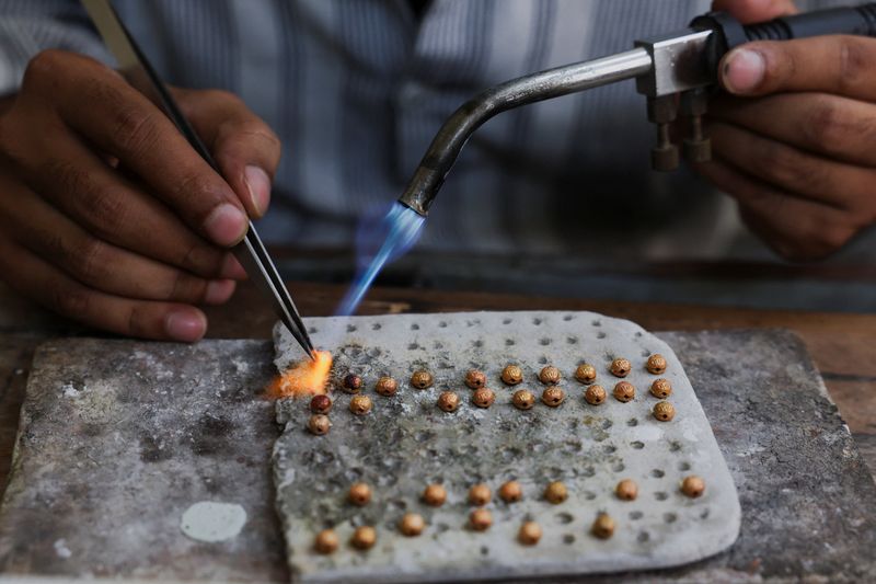 HSBC raises average gold price forecasts for 2025 and 2026
