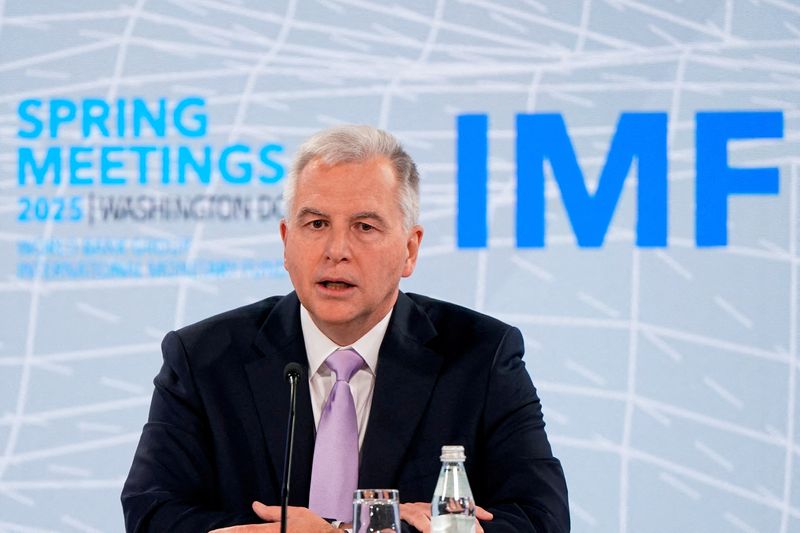 Europe needs to make a ’down payment’ on reforms to sharply boost growth - IMF
