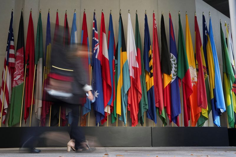 IMF Praises France's Fiscal Consensus for Boosting Market Confidence